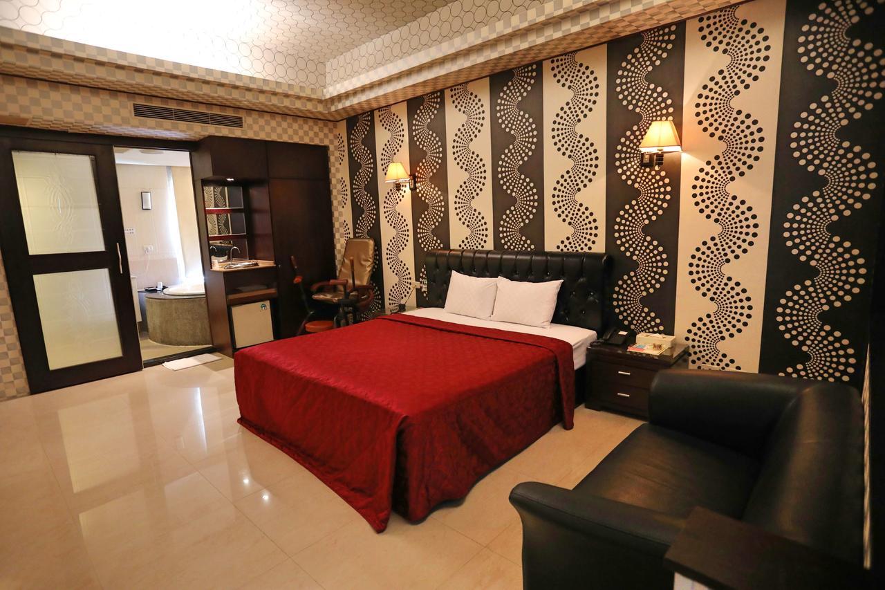Hua Jia Motel تاينان المظهر الخارجي الصورة